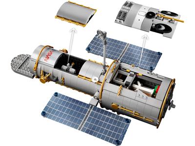 LEGO® Icons 11382-1 Hubble Space Telescope