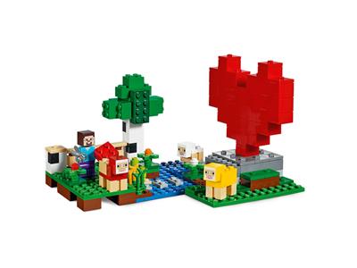 LEGO® Minecraft 21153 The Wool Farm Building Kit