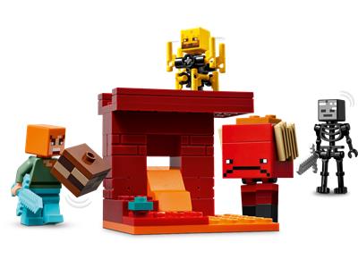 LEGO® Minecraft 21266 - The Nether Lava Battle Preowned Building Kit