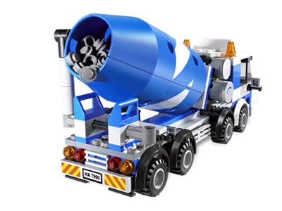 LEGO® Town 7990 Cement Mixer Building Kit
