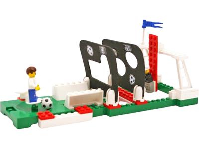 LEGO® Sports 3423 - Freekick Frenzy Preowned Building Kit