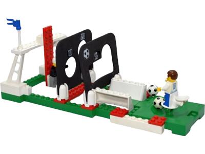 LEGO® Sports 3423 - Freekick Frenzy Preowned Building Kit