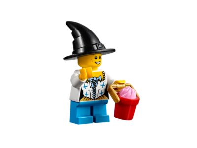 LEGO® Holiday & Event 40122 Trick or Treat Halloween Building Kit