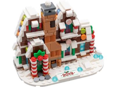 LEGO® Holiday & Event 40337 Mini Gingerbread House Building Kit