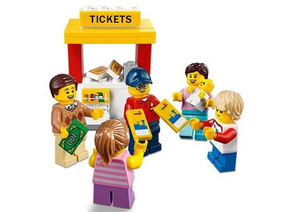 LEGO® Brand 40346 LEGOLAND Park Building Kit