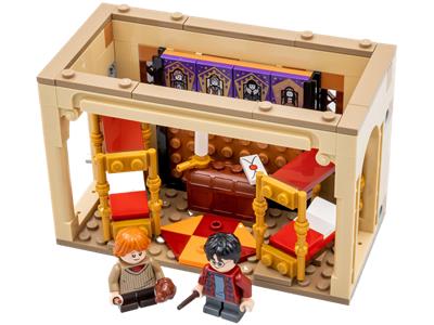 LEGO® Harry Potter 40452 - Hogwarts Gryffindor Dorms Preowned Building Kit