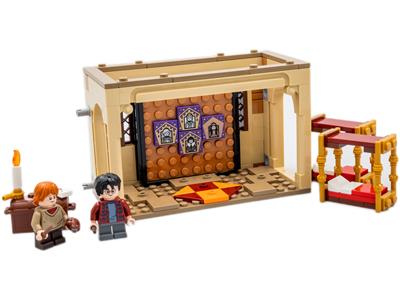 LEGO® Harry Potter 40452 - Hogwarts Gryffindor Dorms Preowned Building Kit