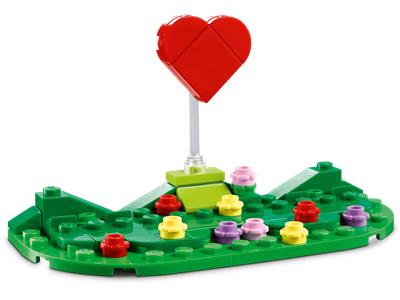 LEGO® Holiday & Event 40821 - Love Bears Preowned Building Kit