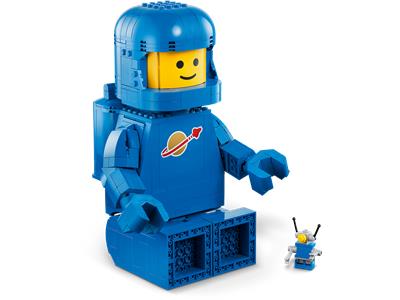 LEGO® Miscellaneous 40921-1 - Up-Scaled Blue Astronaut Minifigure