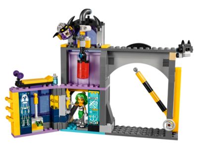 LEGO® DC Super Hero Girls 41237 - Batgirl Secret Bunker Preowned Building Kit