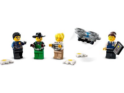LEGO® Town 60315 Police Mobile Command Truck Building Kit