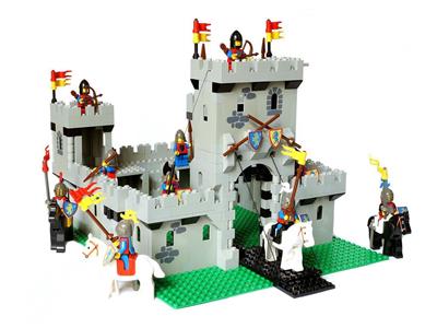 LEGO® Castle 6080 Kings Castle Building Kit
