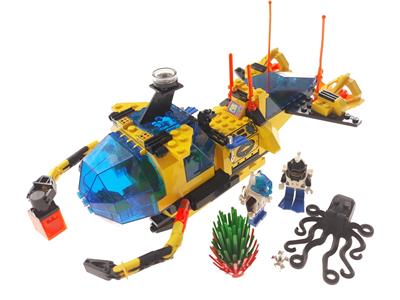 LEGO® Aquanauts 6175 - Crystal Explorer Preowned Building Kit