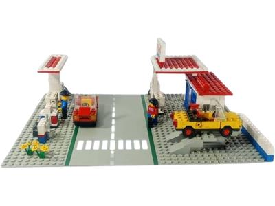 LEGO® Town 6375-2 - Exxon Gas Station