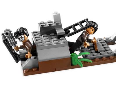 LEGO® Indiana Jones 7196-1 - Chauchilla Cemetery Battle