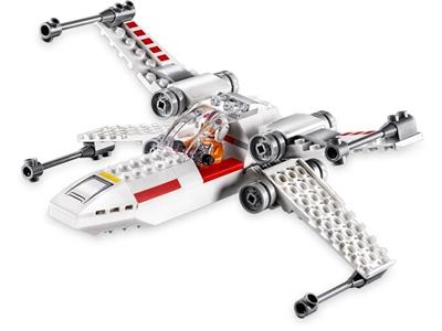 LEGO® Star Wars 75235 X-wing Starfighter Trench Run Building Kit