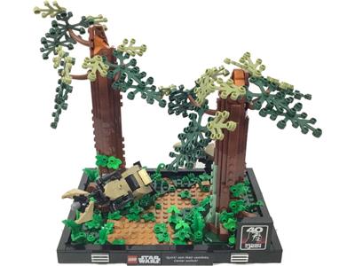 LEGO® Star Wars 75353 Endor Speeder Chase Diorama Building Kit