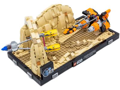 LEGO® Star Wars 75380 - Mos Espa Podrace Preowned Building Kit