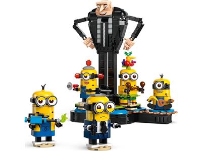 LEGO® Despicable Me and Minions 75582 - Brick-Built Gru and Minions Preowned Building Kit