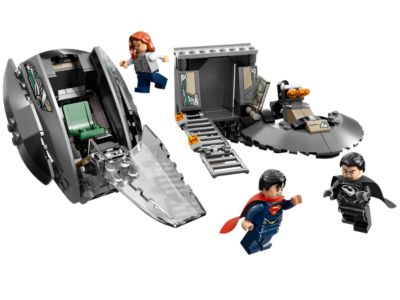 LEGO® Super Heroes 76009 - Superman: Black Zero Escape Preowned Building Kit