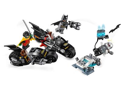 LEGO® Super Heroes 76118-1 - Mr. Freeze Batcycle Battle