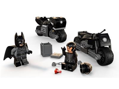 LEGO® Super Heroes 76179 - The Batman: Batman & Selina Kyle Motorcycle Pursuit Preowned Building Kit