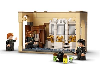 LEGO® Harry Potter 76386 - Hogwarts Polyjuice Potion Mistake Preowned Building Kit