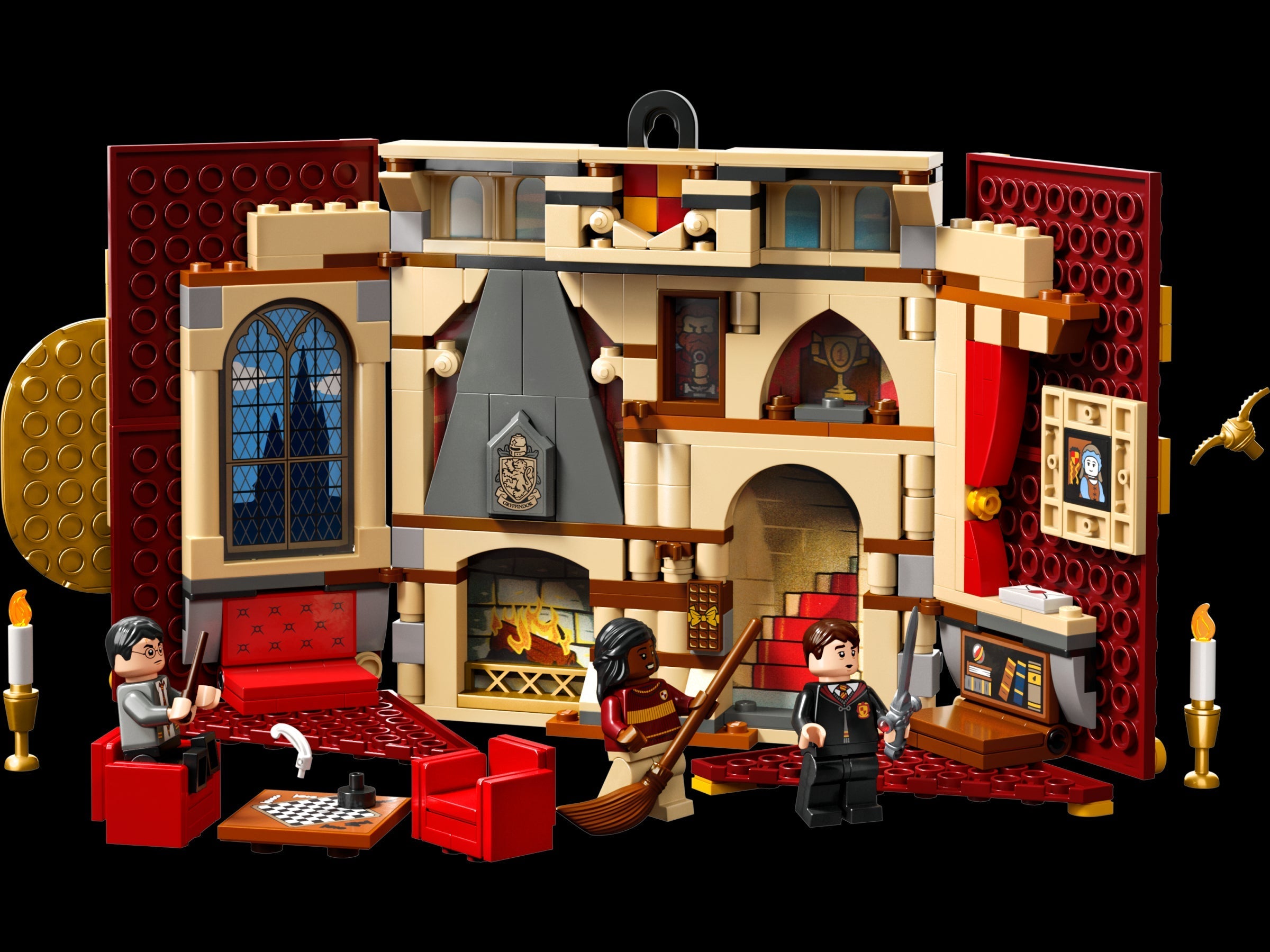 LEGO® Harry Potter 76409 Gryffindor House Banner Building Kit