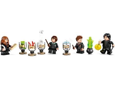 LEGO® Harry Potter 76431 Hogwarts Castle: Potions Class Building Kit