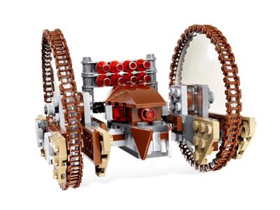 LEGO® Star Wars 7670 Hailfire Droid & Spider Droid Building Kit