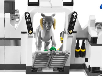 LEGO® Star Wars 7879 - Hoth Echo Base Preowned Building Kit