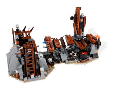 LEGO® LOTR 79010 The Goblin King Battle Building Kit