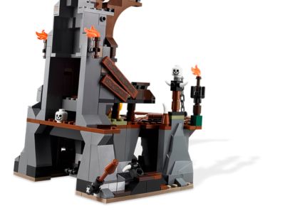 LEGO® LOTR 79010 The Goblin King Battle Building Kit