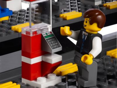 LEGO® City 7937 - Train Station Preowned Building Kit