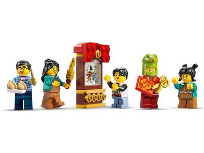 LEGO® Holiday & Event 80116 - Trotting Lantern Preowned Building Kit