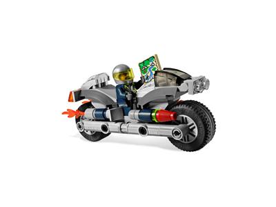 LEGO® Agents 8632 Mission 2 Swamp Raid Building Kit