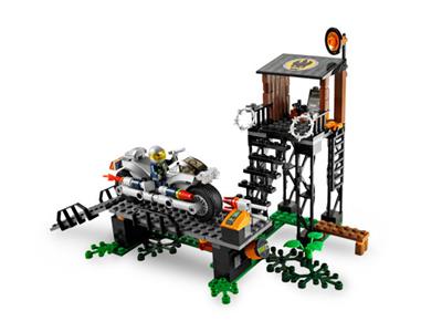 LEGO® Agents 8632 Mission 2 Swamp Raid Building Kit