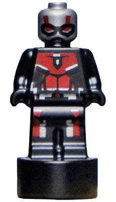 Preowned LEGO® Minifigure – Super Heroes 90398pb044 Ant-Man (Scott Lang) Statuette/Trophy U