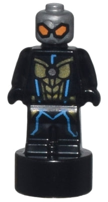 Preowned LEGO® Minifigure – Super Heroes 90398pb046 The Wasp Statuette/Trophy (6433840)