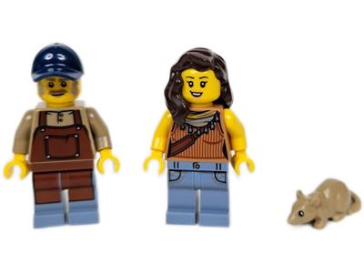 LEGO® BrickLink Designer Program 910030 - Snack Shack Preowned Building Kit