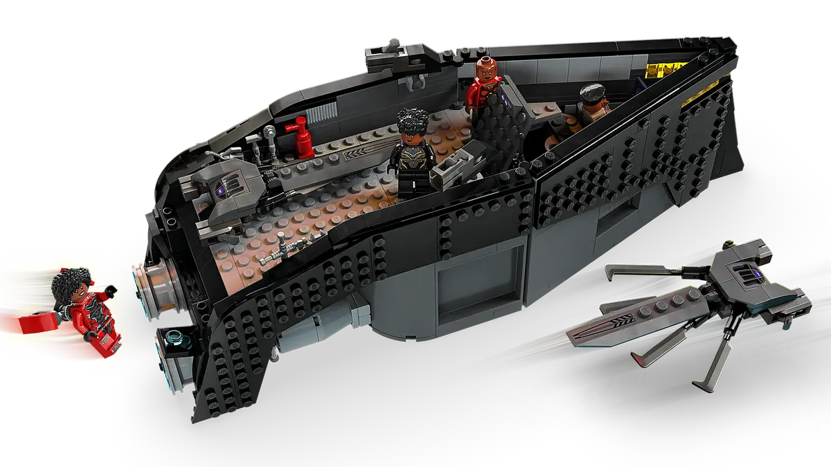 LEGO® Super Heroes 76214 Black Panther: War on the Water Building Kit