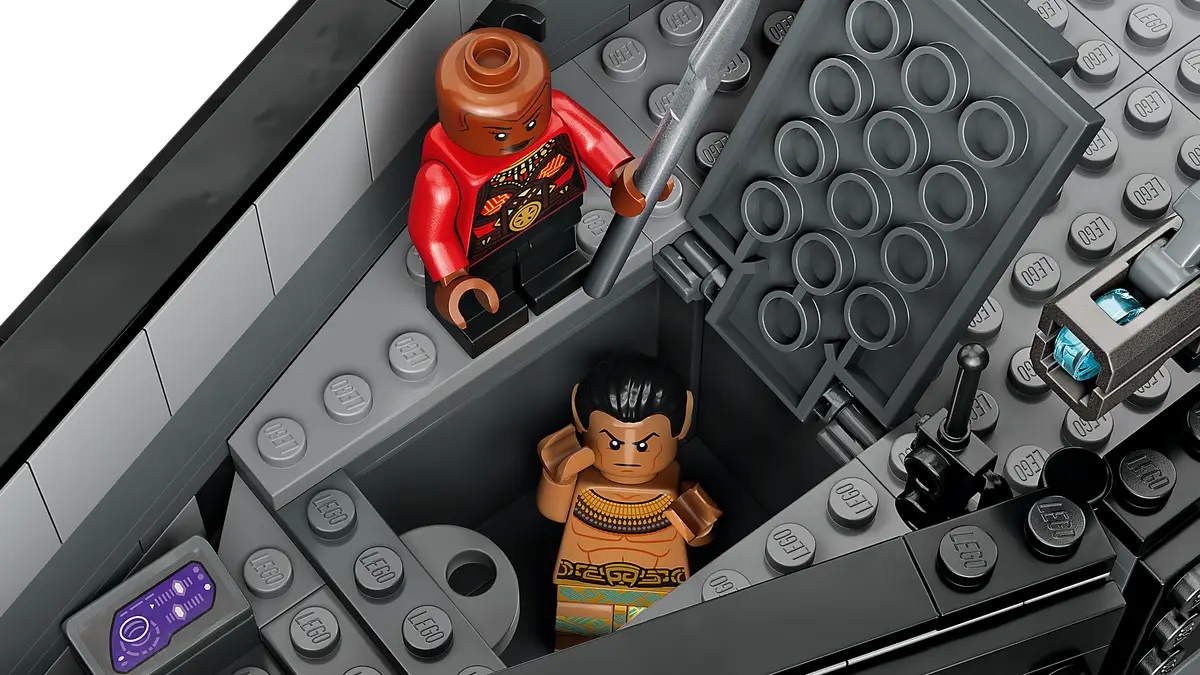 LEGO® Super Heroes 76214 Black Panther: War on the Water Building Kit