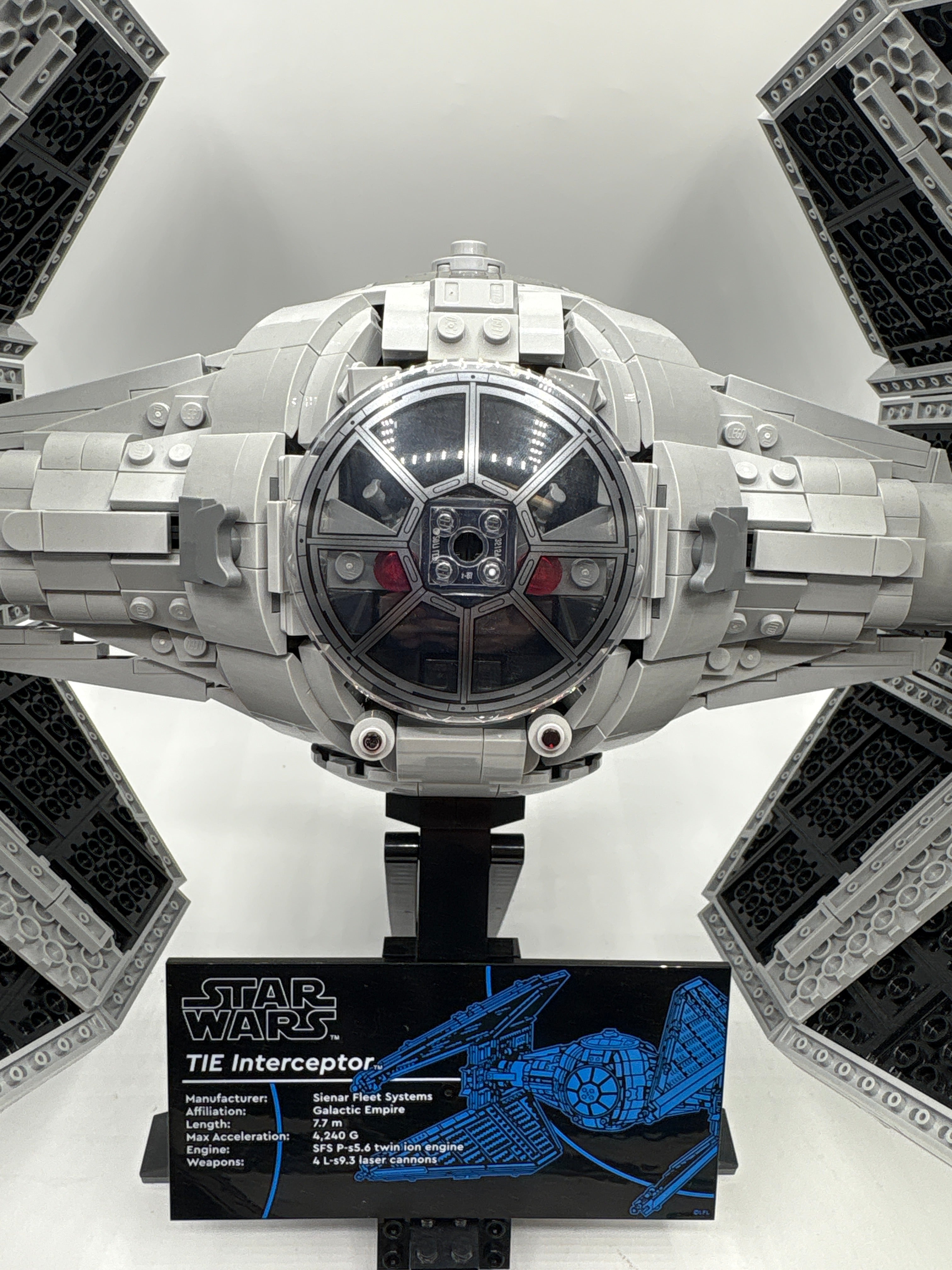 LEGO® Star Wars 75382-1 - TIE Interceptor - UCS BUV