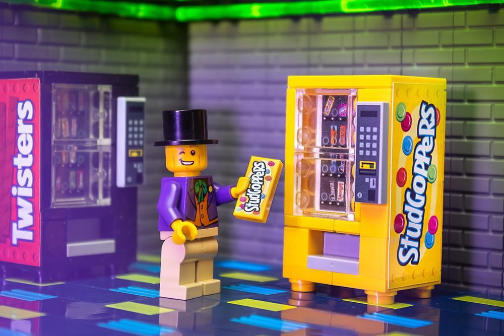 Brickshow Shop Studgoppers - B3 Customs Candy Vending Machine Building Kit