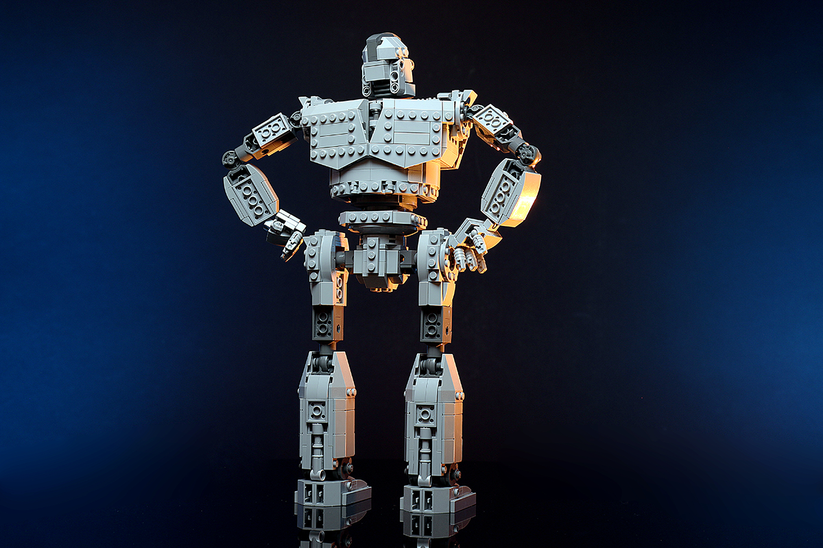Iron Giant - Custom MOC made using LEGO parts