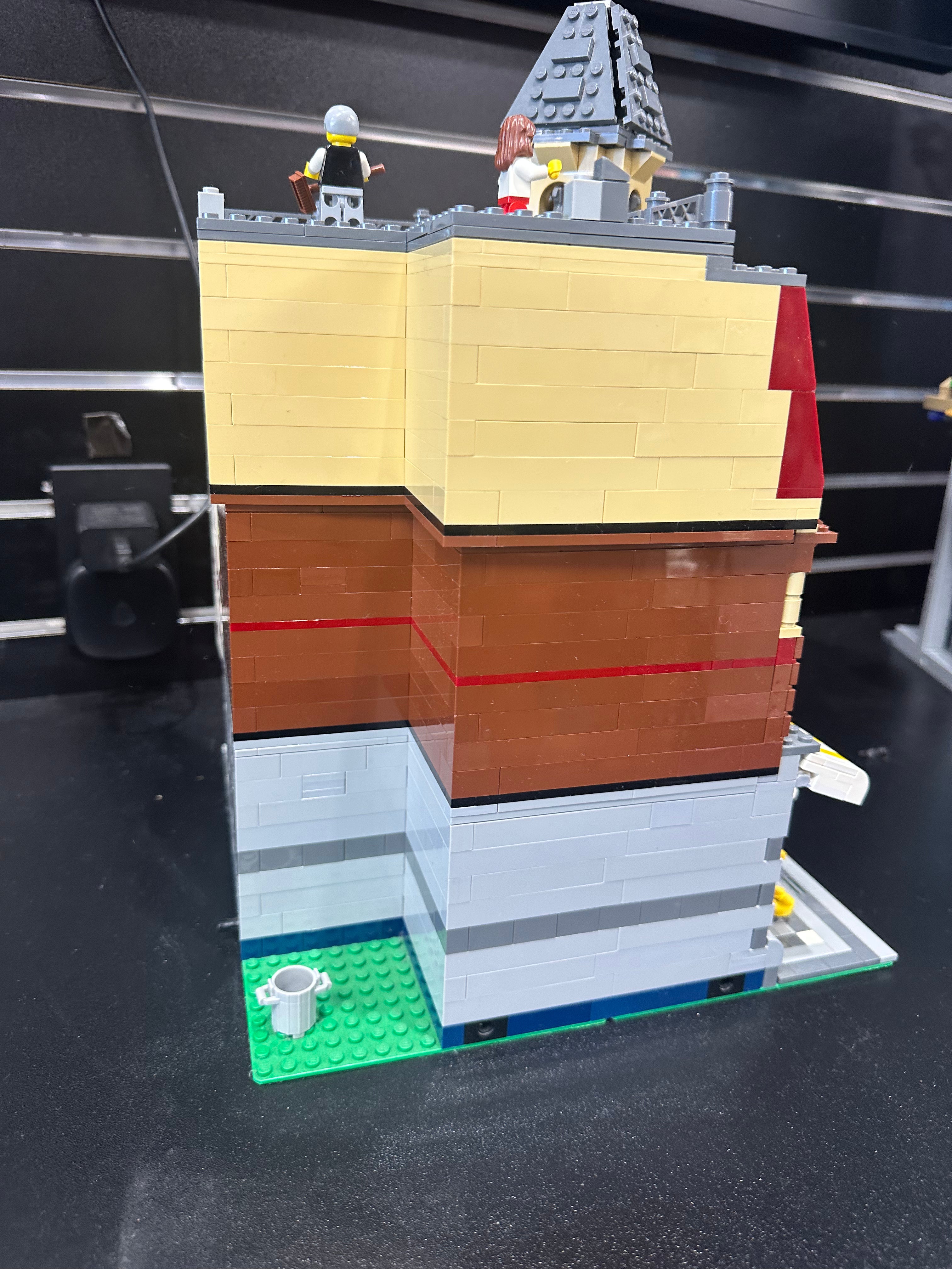 10182 LEGO Café Corner {Cafe} BUV