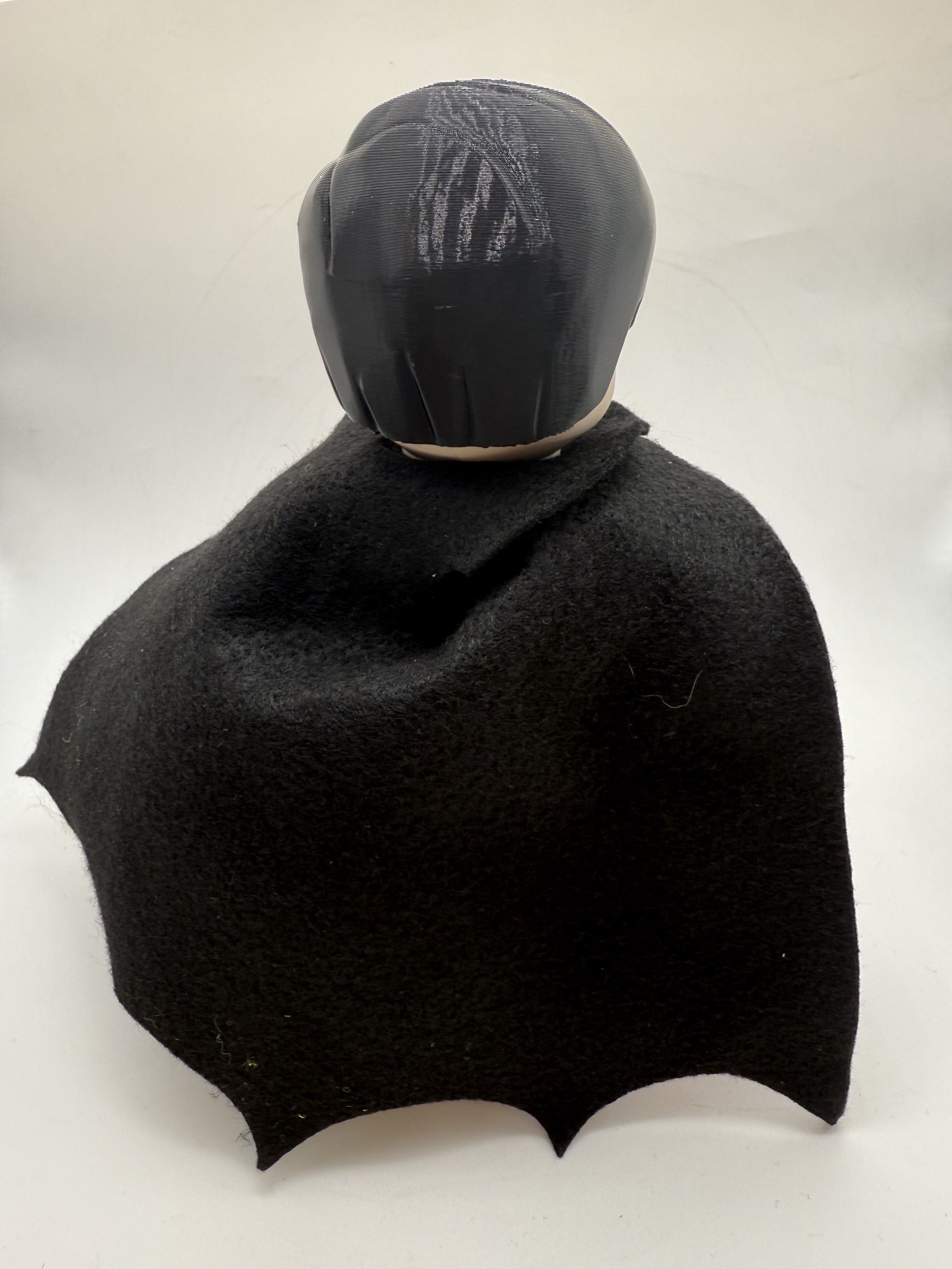 LEGO-inspired DC Robin (Red/Black) Display Figure Collectible