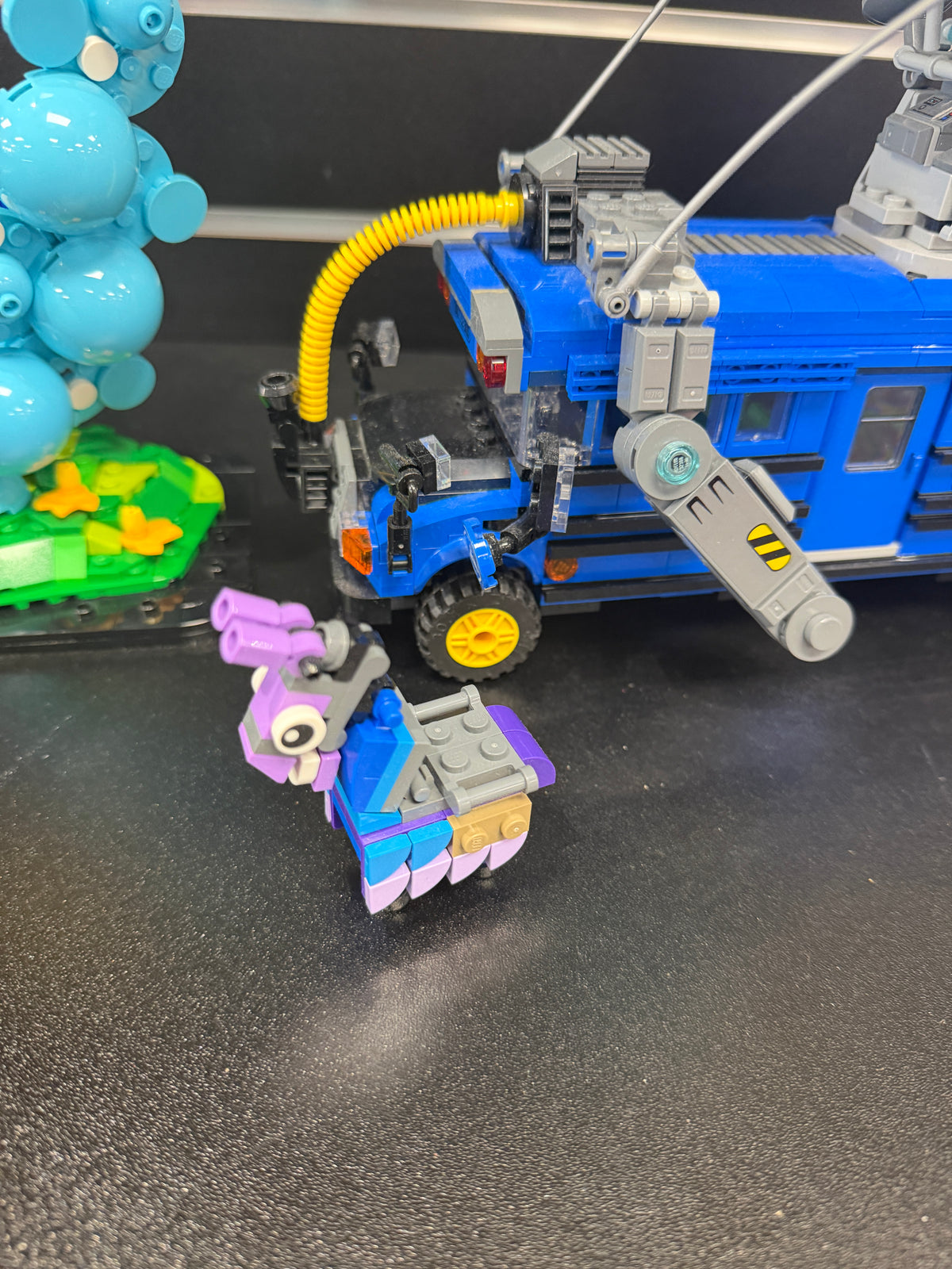 LEGO® Fortnite 77073-1 Battle Bus BUV