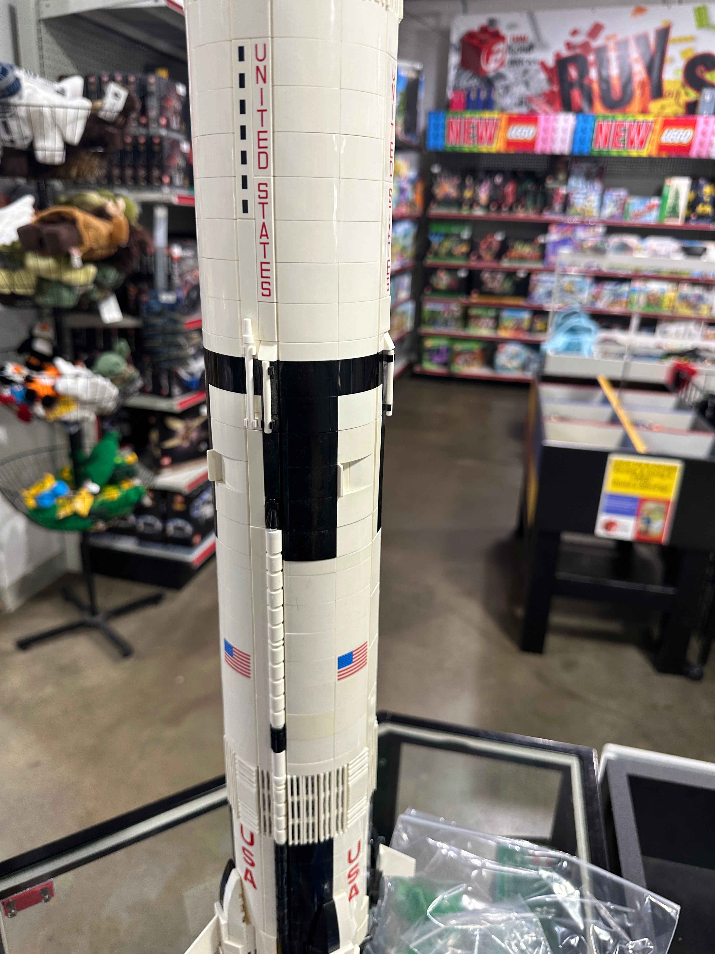 LEGO® Creator 21309-1 - NASA Apollo Saturn V BUV