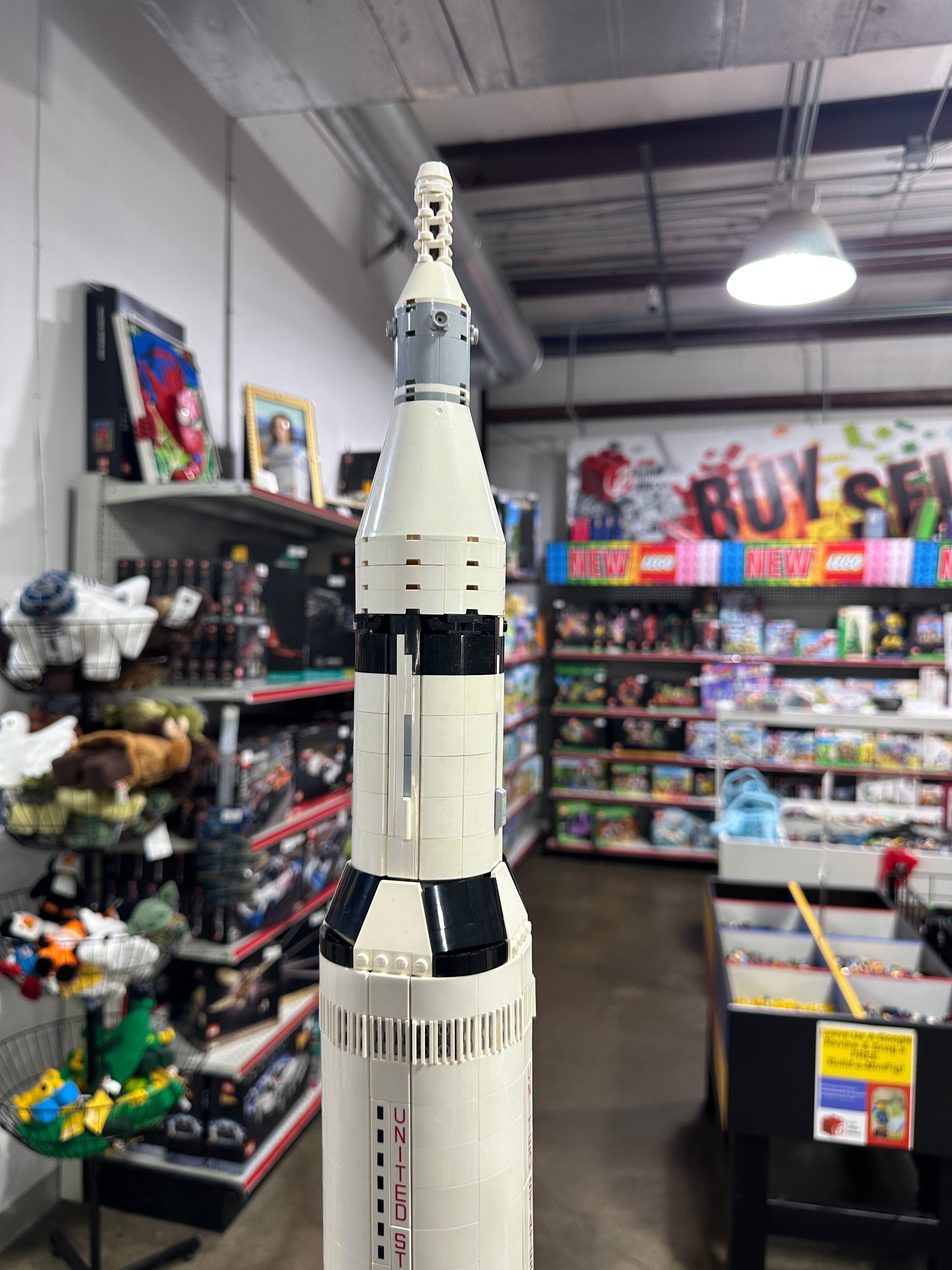 LEGO® Creator 21309-1 - NASA Apollo Saturn V BUV